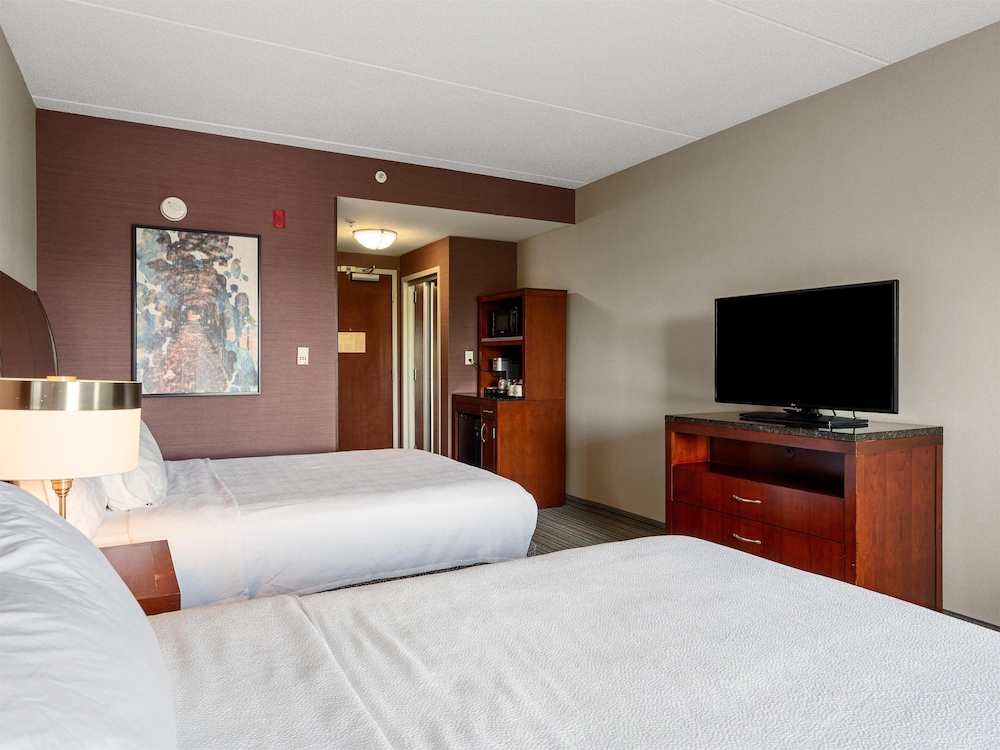 Hilton Garden Inn Winchester - photo 12