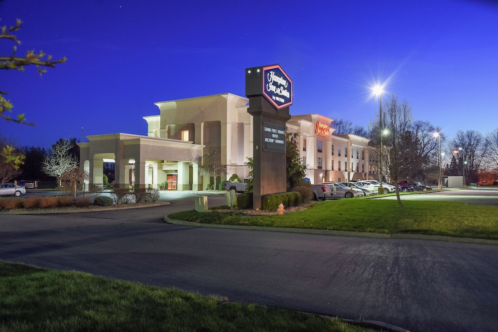 Hampton Inn & Suites Youngstown Canfield - photo 76