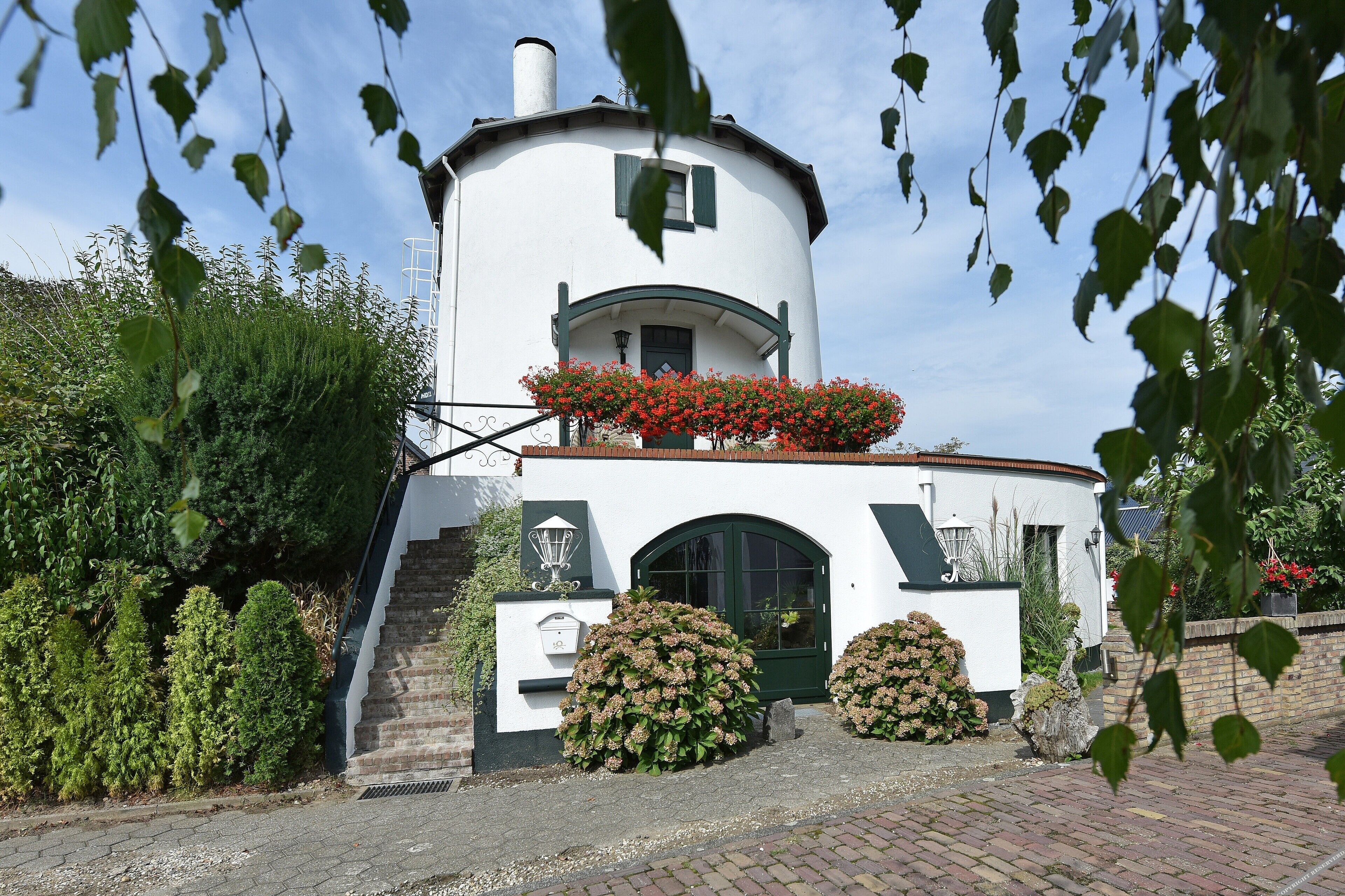 De Witte Molen Kranenburg — 4-Star Luxury Hotel in Kranenburg, Germany
