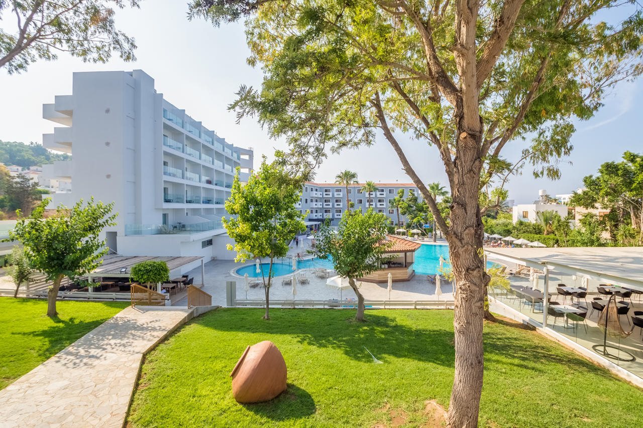 Narcissos Waterpark Resort — Paralimni