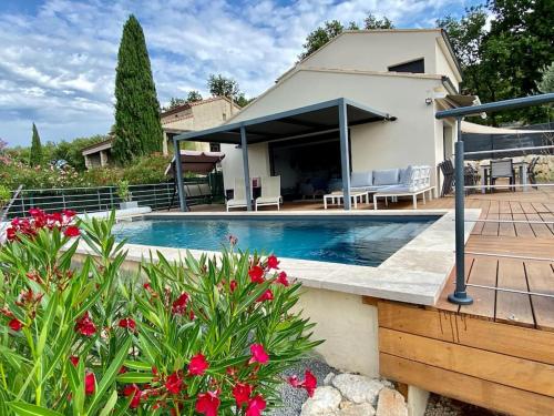 L Espantee - last minute hotel in Unknown City