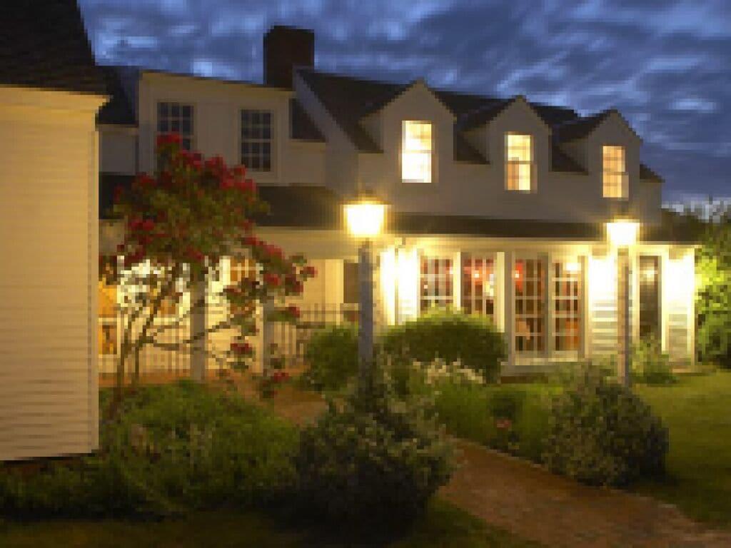 Mooncussers Tavern and Inn in Harwich Port, United States