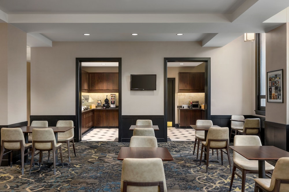 Residence Inn by Marriott Omaha Downtown Old Market Area - photo 41