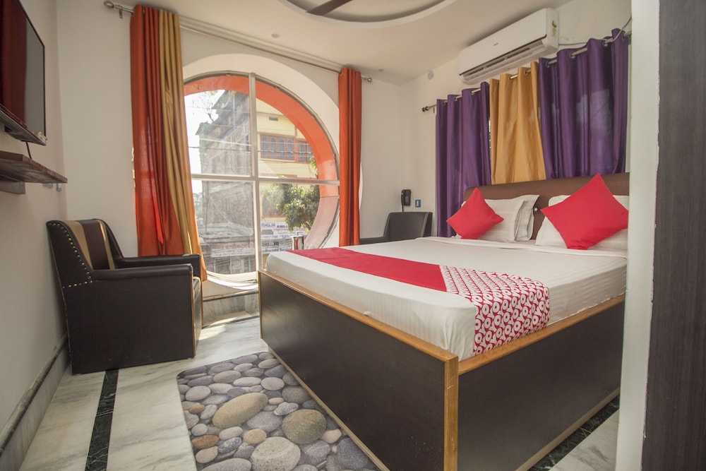 OYO 27984 Hotel Debdutta - carbon neutral hotel in Koch Bihar
