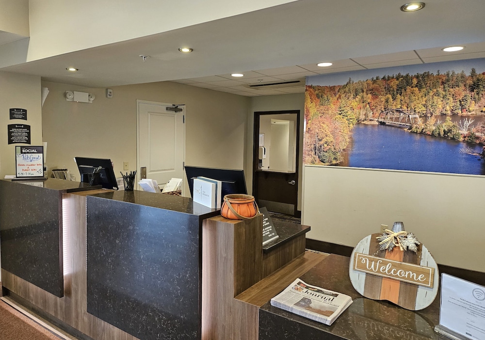 Staybridge Suites Marquette by IHG - photo 43