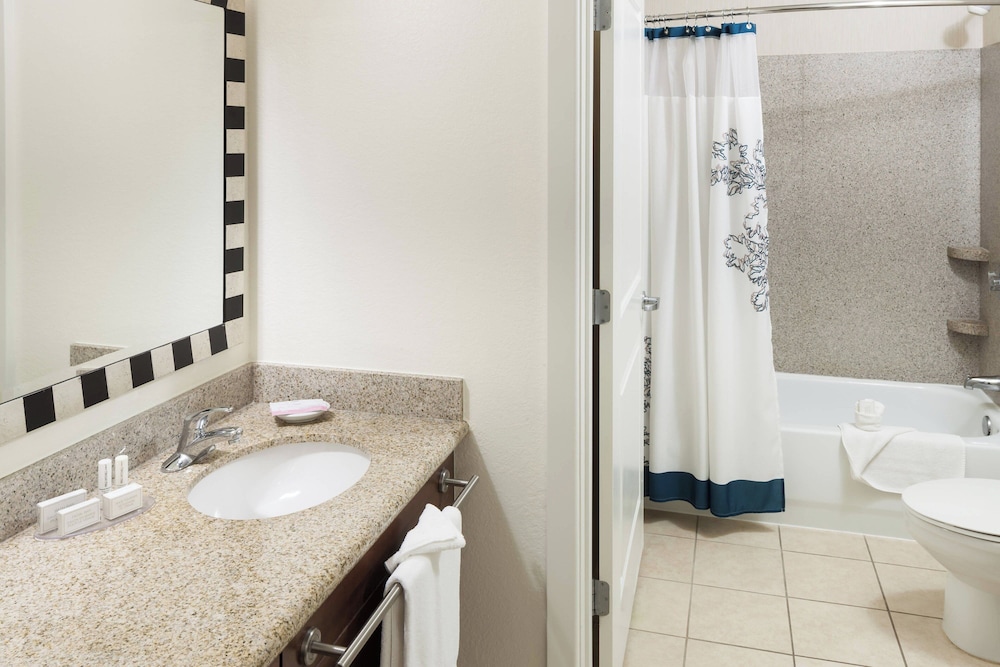 Residence Inn by Marriott Boston Marlborough - photo 13