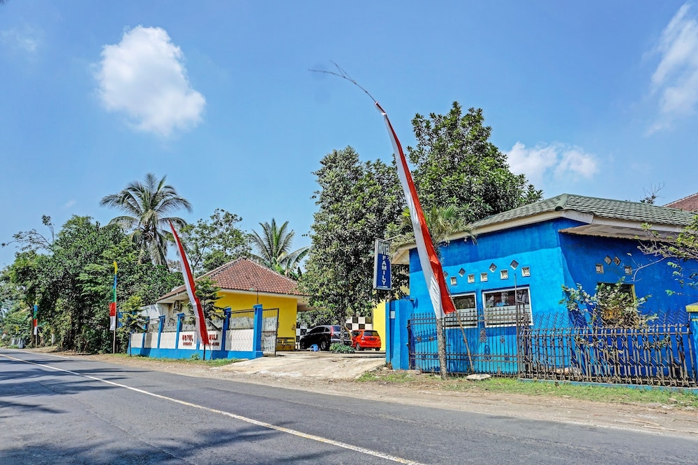 Hotel O Family Blitar in Blitar, Indonesia