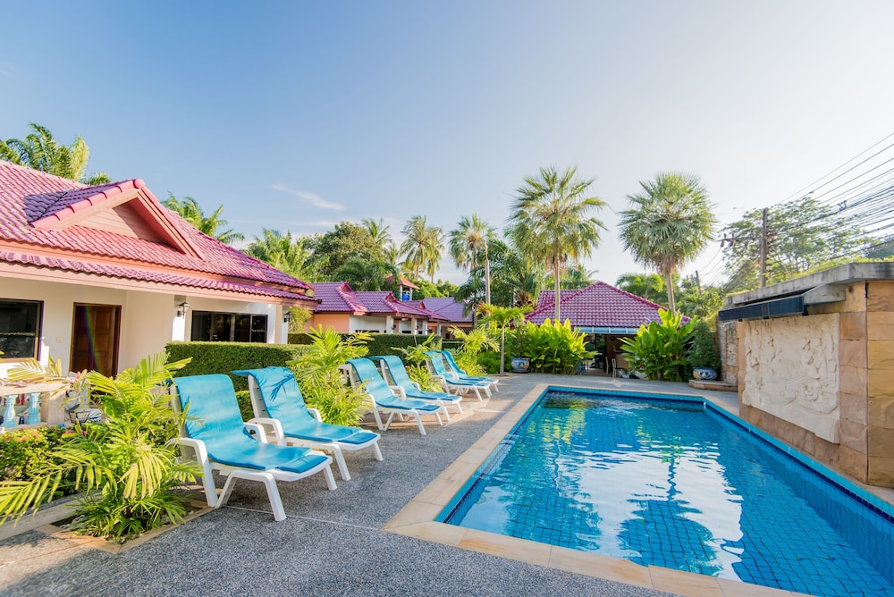 Tananza Resort and Homestay Phuket in Rawai, Thailand