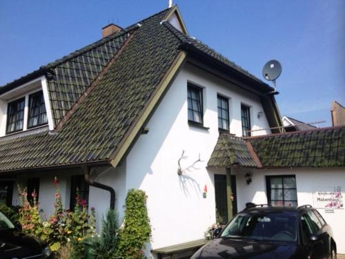 Ferienwohnung Malvenhaus — 4-Star Luxury Hotel in Zingst, Germany