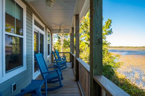Intracoastal Views by Oak Island Accommodations - photo 34