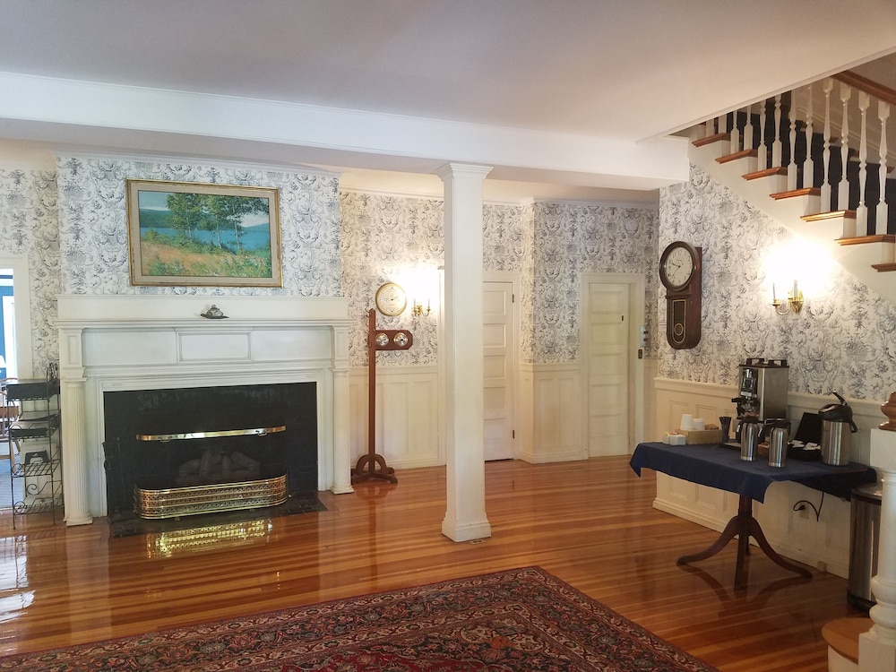Asticou Inn — Bar Harbor — photo 2