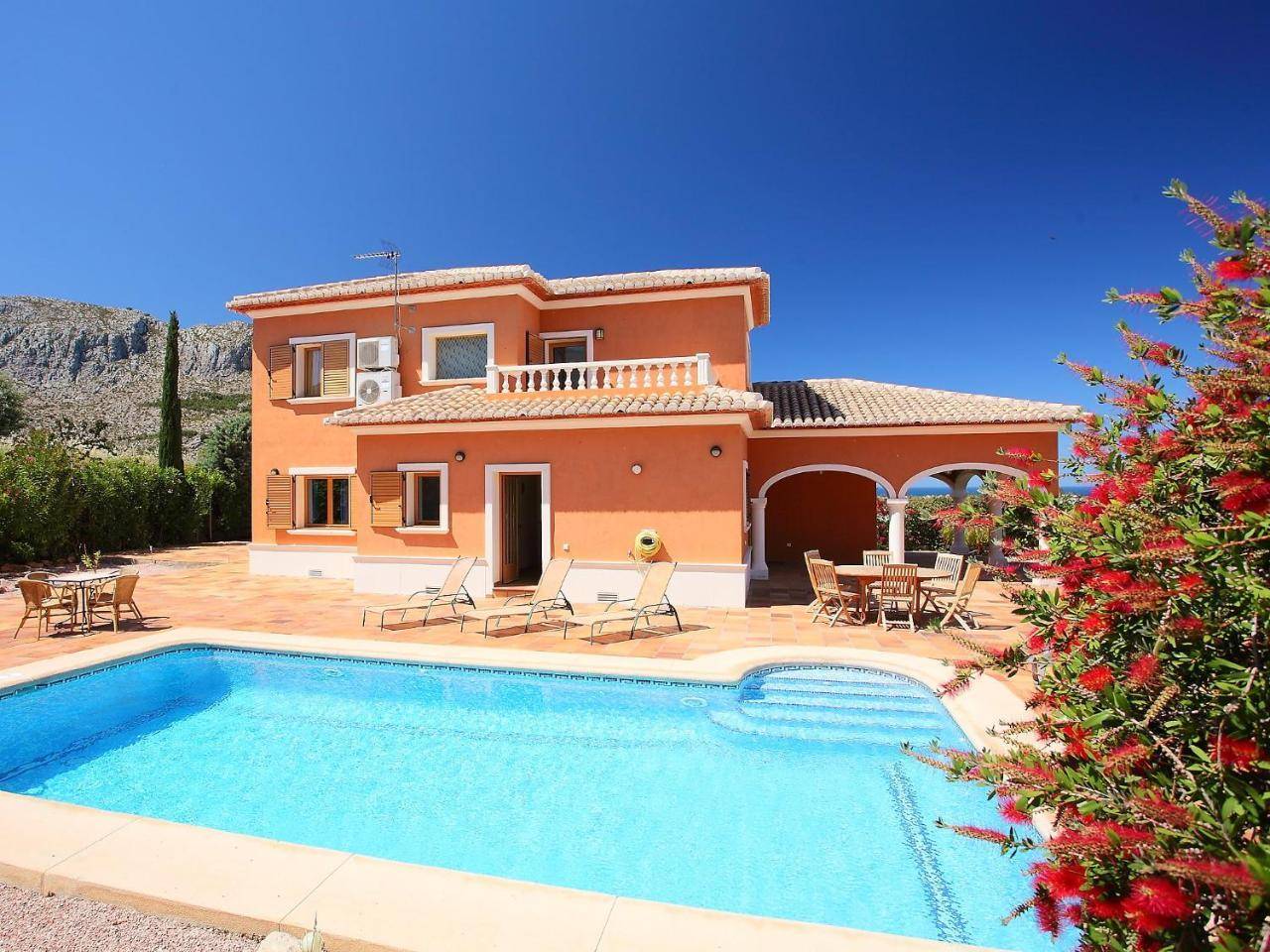 Villa Villa Corona by Interhome — 4-Star Luxury Hotel in Ondara, Spain