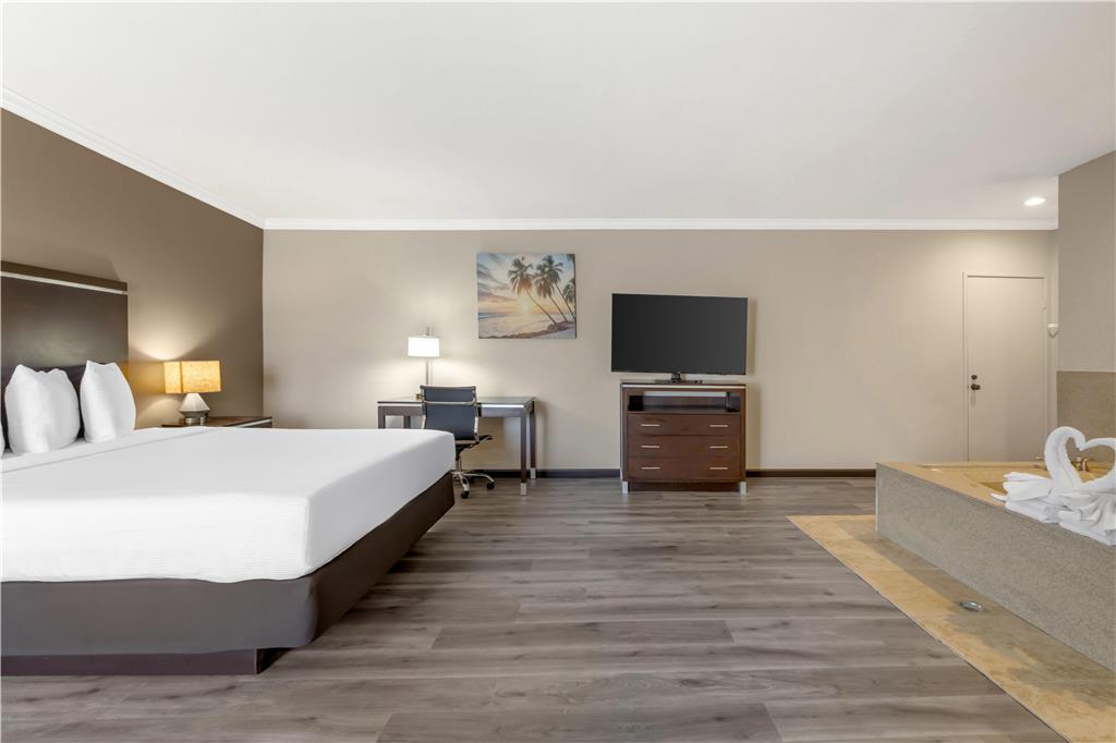 Best Western Redondo Beach Galleria Hotel Beach City LA - photo 23