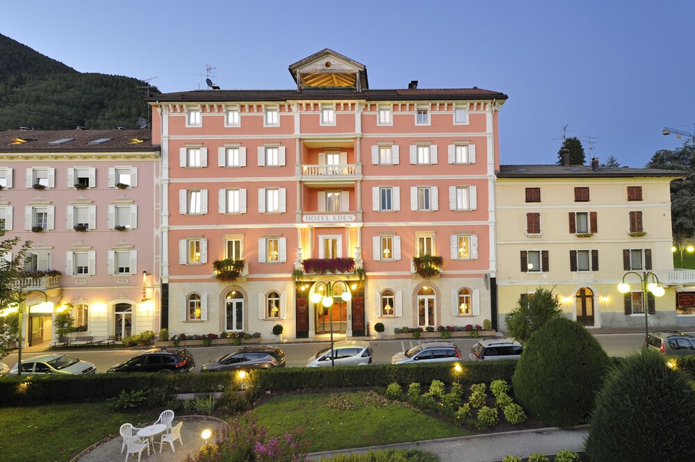 Hotel Eden Levico Terme — hotel in Levico Terme