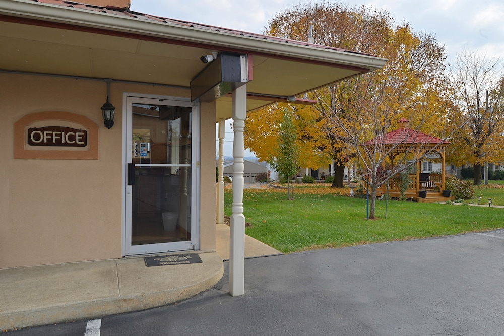 Red Carpet Inn Ronks - photo 35