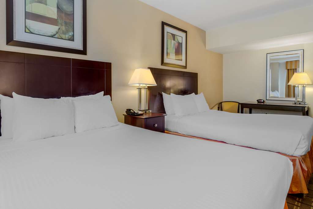 Best Western Plus Brooklyn Bay Hotel - photo 28