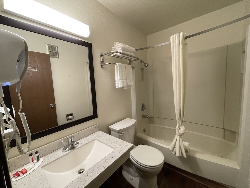 Studio 1 Hotel & Extended Stay Missoula - photo 10