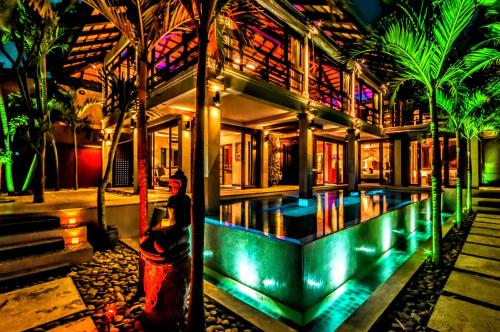 Villa Solaris — 4-Star Luxury Hotel in None, Thailand