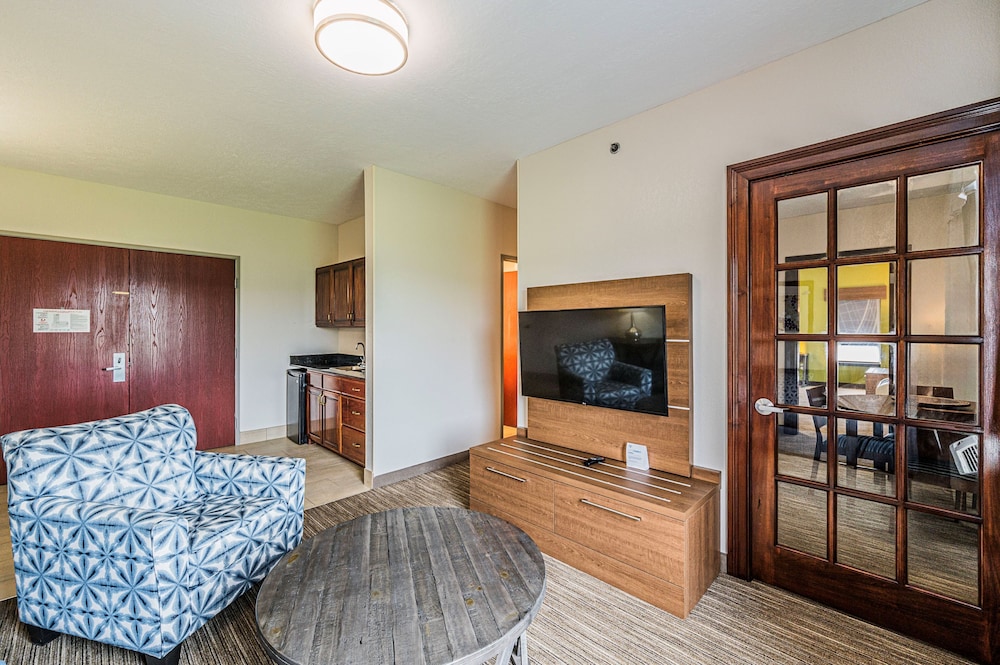 Holiday Inn Express & Suites Franklin KY by IHG - photo 27
