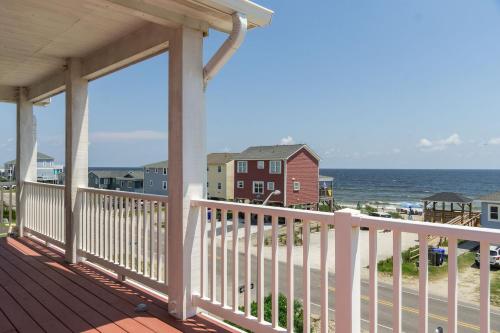 40 East Peach Bound by Oak Island Accommodations - photo 24