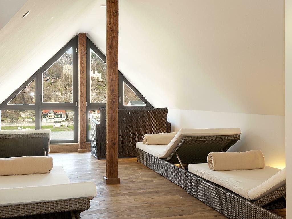 Hotel Ettrich Elbresort Rathen — Koenigstein Im Taunus
