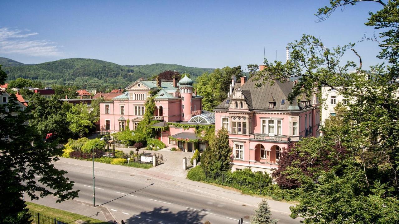 Pałac Bielawa — hotel in Bielawa
