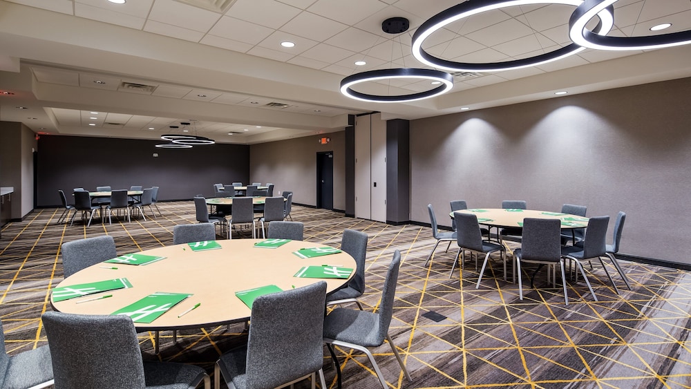 Holiday Inn Clarksville Northeast by IHG - photo 47