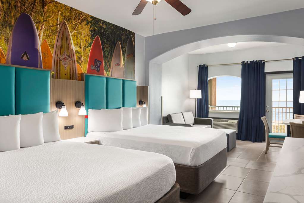 La Copa Inn Beach Hotel - photo 88