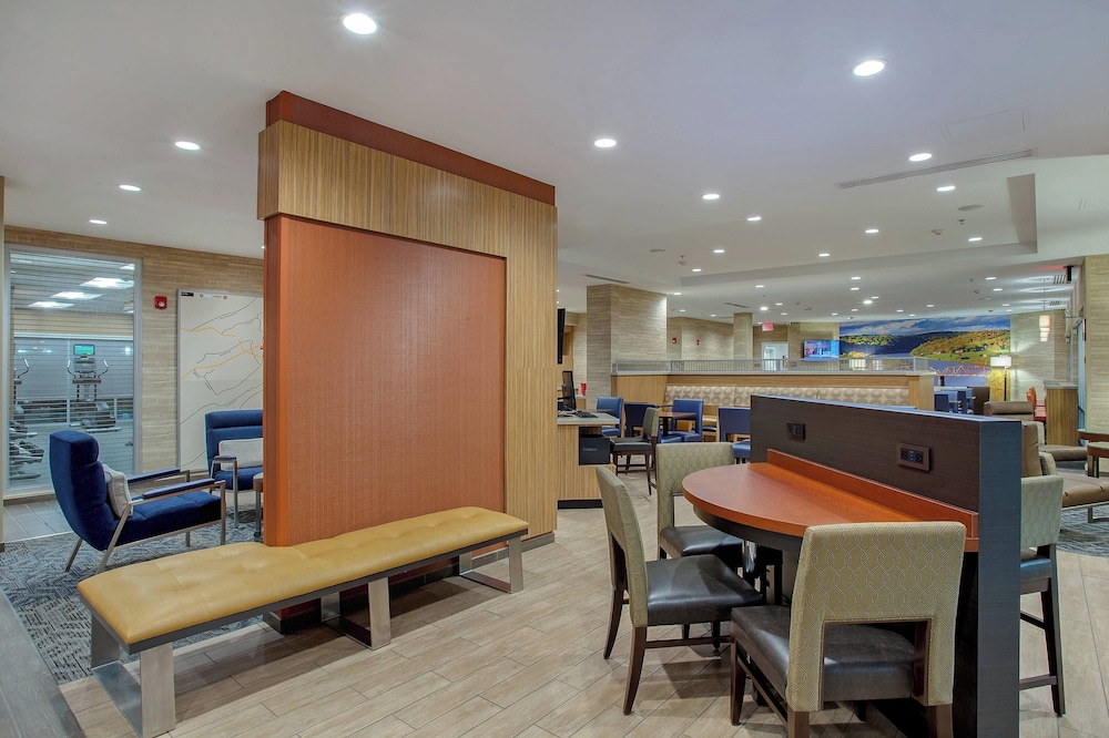 TownePlace Suites by Marriott Knoxville Oak Ridge - photo 3