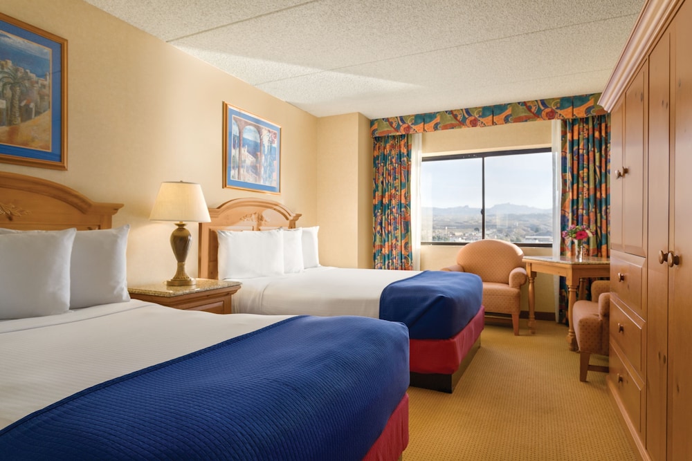 Harrah s Laughlin A Caesars Rewards Destination - photo 10