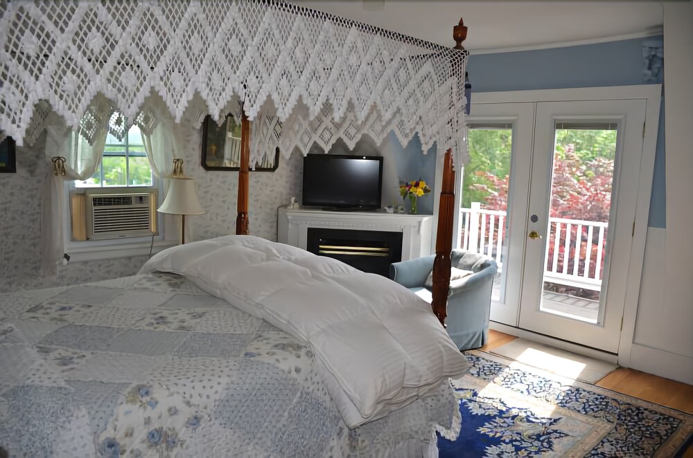 Thornewood Inn & Restaurant - photo 7