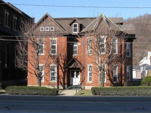 The Heritage House Inn Bed And Breakfast 6285142 — Johnstown