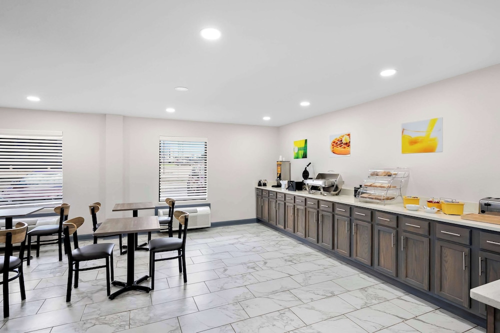Quality Inn & Suites Monticello - photo 53