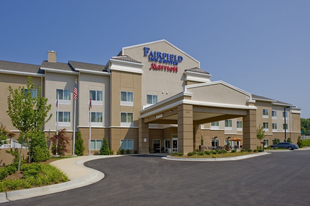 Fairfield Inn & Suites Columbus - photo 33