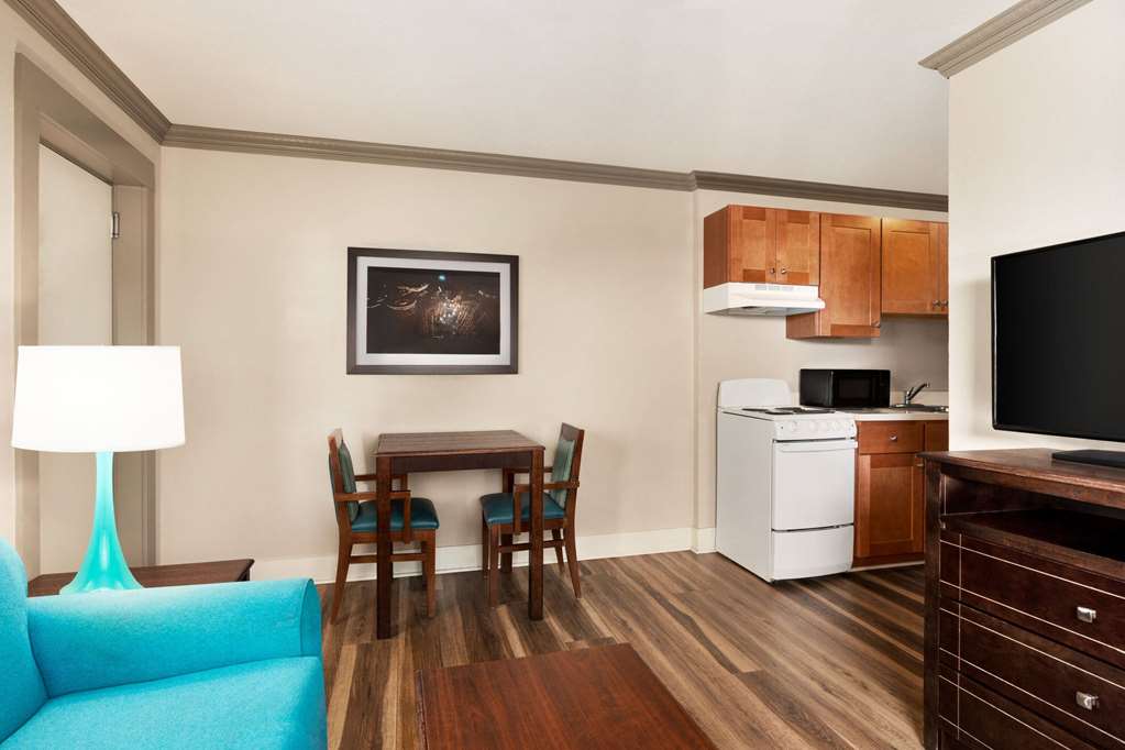 Days Inn by Wyndham Ocean City Oceanfront - photo 51