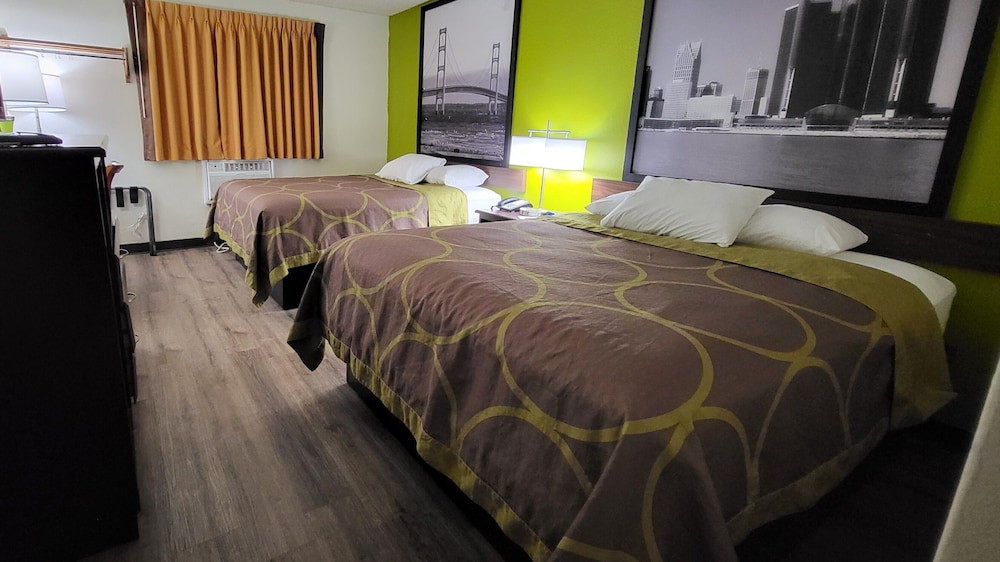 Super 8 by Wyndham Canton Livonia Area - photo 12