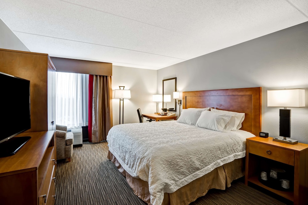 Hampton Inn Norfolk Naval Base - photo 20