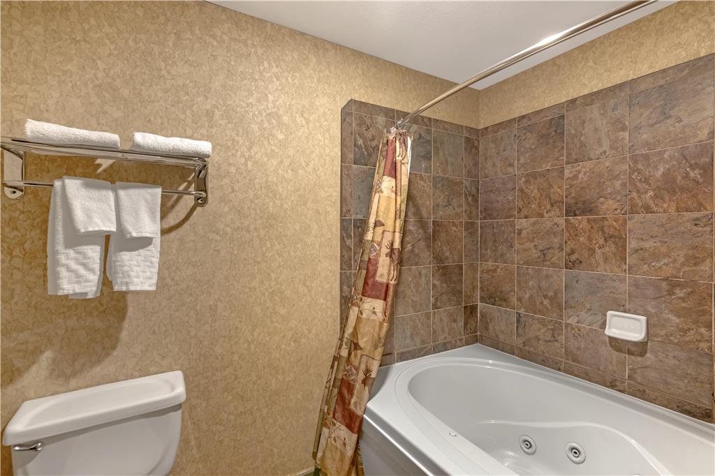 Best Western Plus Kelly Inn & Suites - photo 88