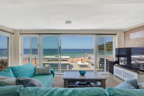 Rocklands Palm Beach front in Palm Beach, Australia