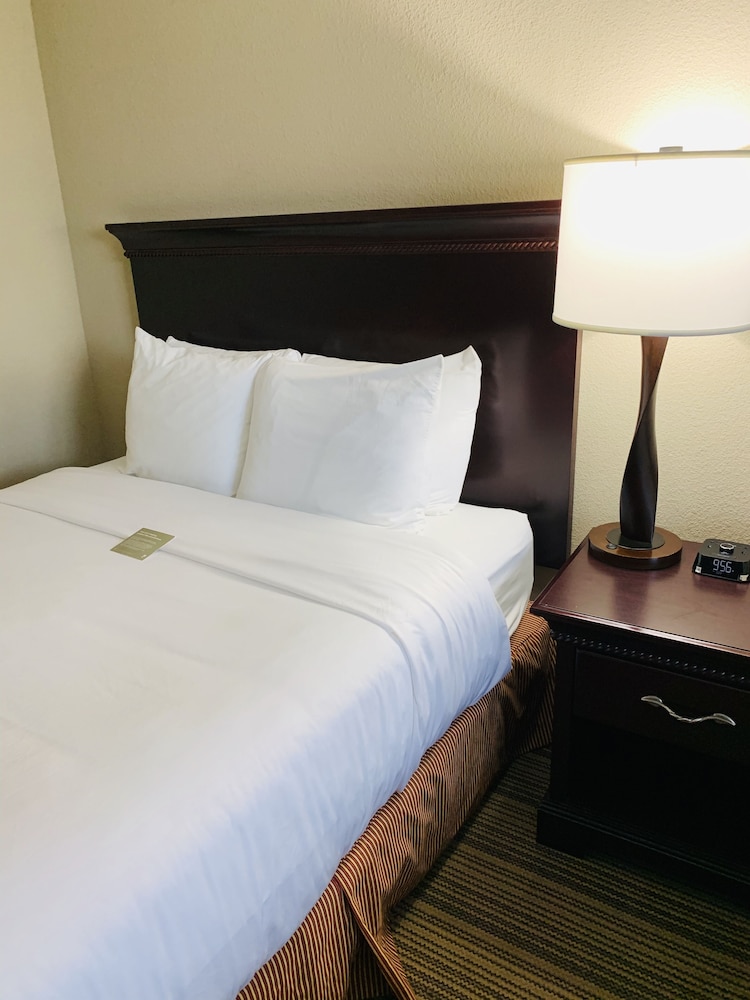 Country Inn & Suites by Radisson Ithaca NY - photo 10