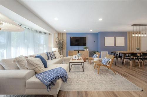 Family Luxury Beach Getaway in Seminole, United States