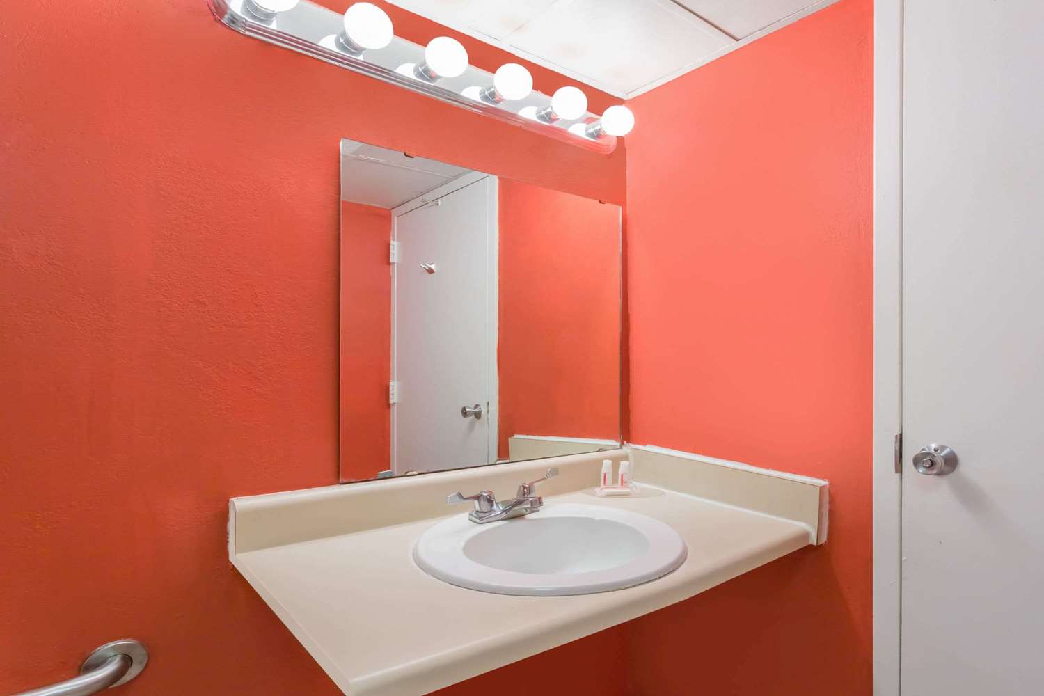 Ramada by Wyndham Roanoke - photo 20