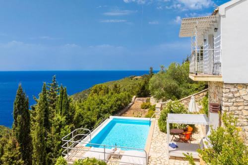 Villa Bougainvillea in Paxi — 4-Star Luxury Hotel in Corfu, Greece