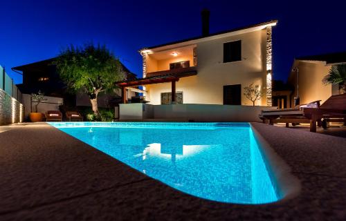 Villa Pula — 4-Star Luxury Hotel in Pula, Croatia