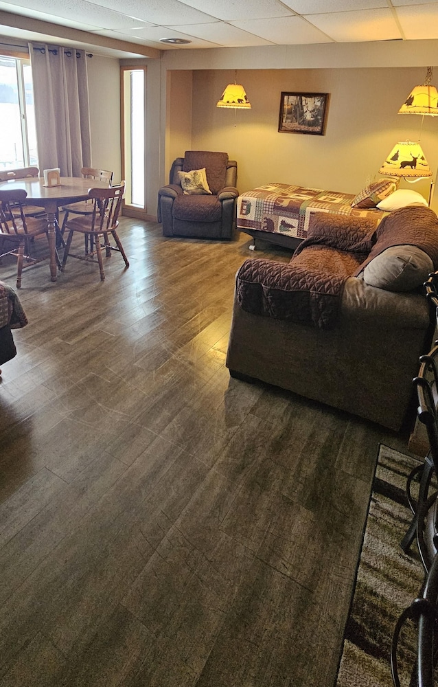 Lakeshore Motel Ice Lake - photo 19