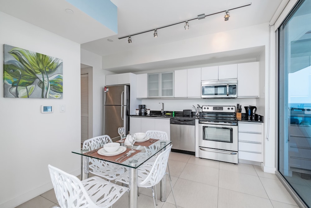 Churchill Suites Monte Carlo Miami Beach - photo 52