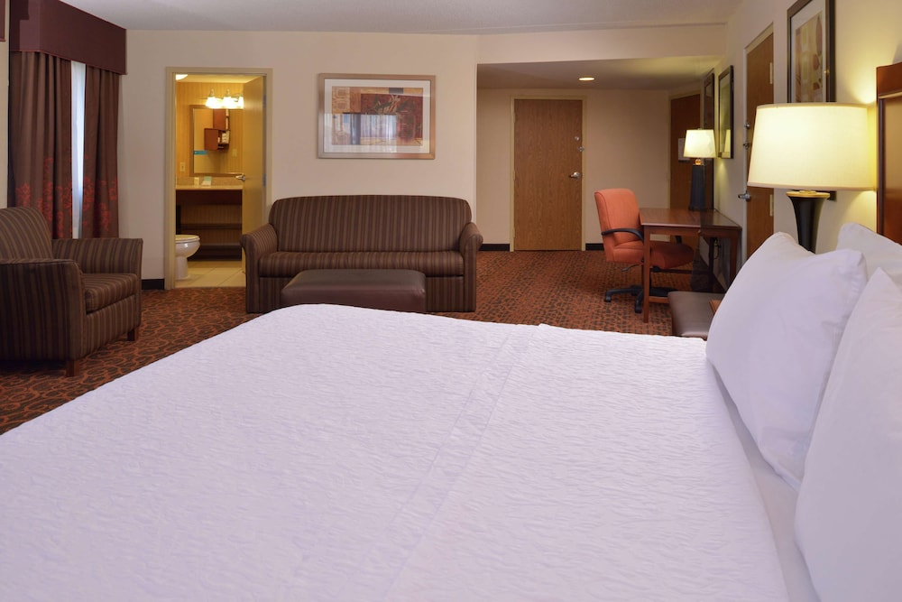 Hampton Inn Frederick - photo 7