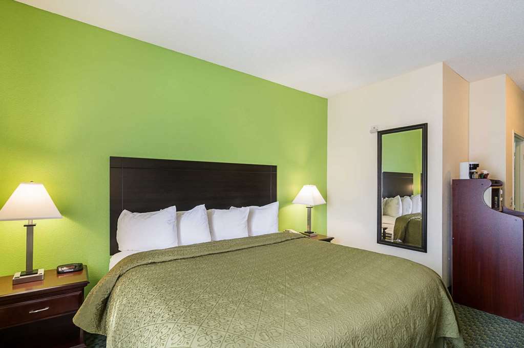 Quality Inn & Suites Harvey Chicago Southland - photo 11