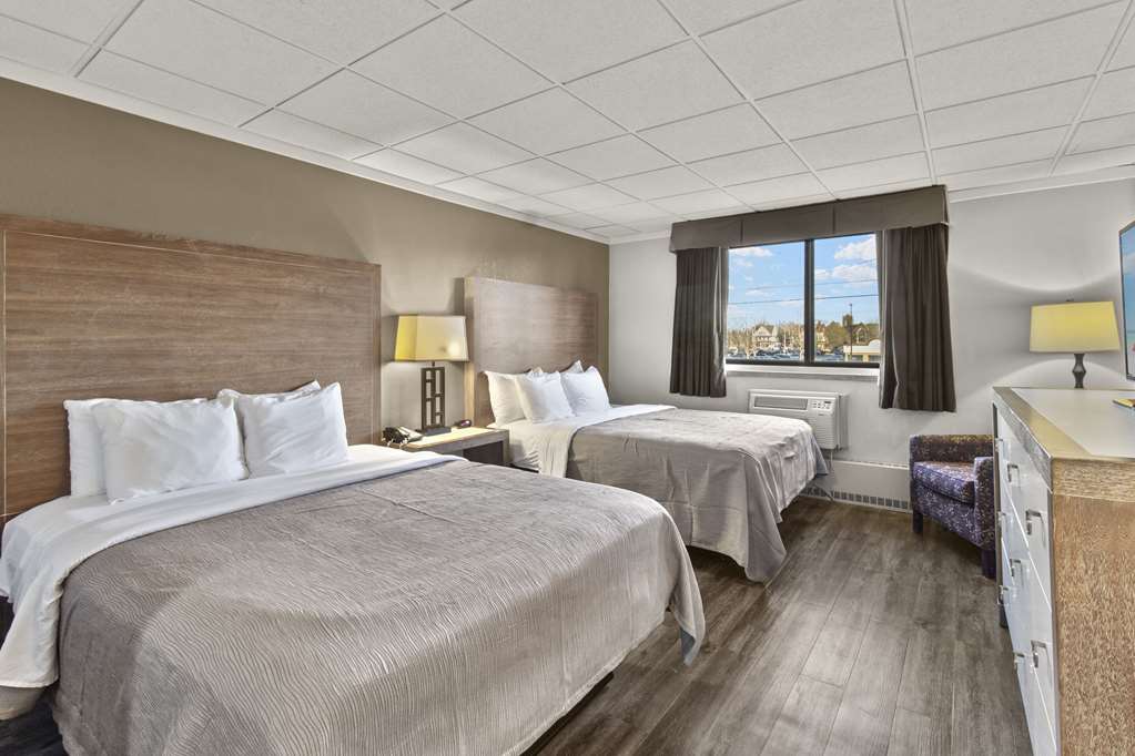 Quality Inn & Suites Green Bay Downtown - photo 18