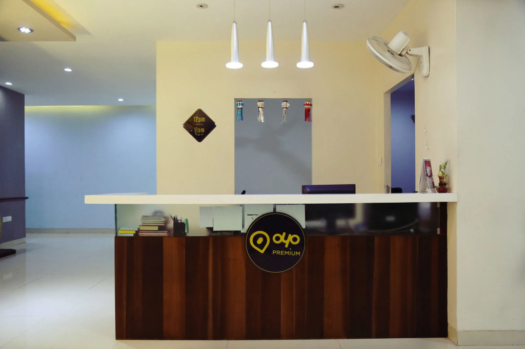OYO Premium Balewadi - last minute hotel in Pune